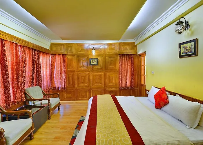 Holiday Cottages in Manali (Himachal Pradesh)